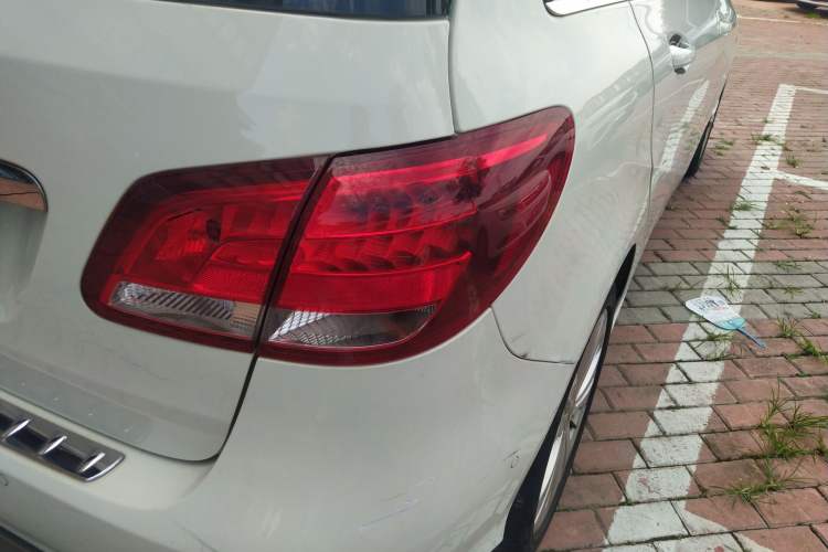 Used Mercedes-Benz B-Class 2017 B 200 Sport Edition
