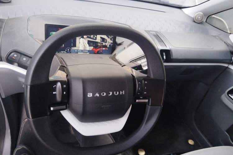 Used Baojun KiWi EV 2021 Artist Model Ternary Lithium