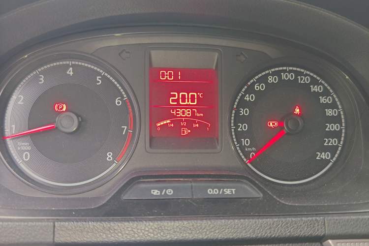 Used Volkswagen Jetta 2017 1.5L Manual Comfort Model
