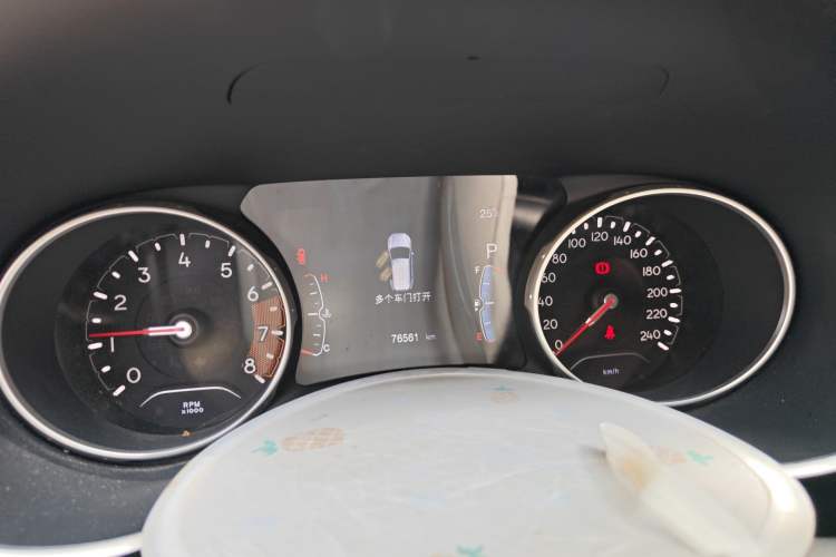 Used Jeep Compass 2017 200T Automatic Family Edition Instrument Cluster