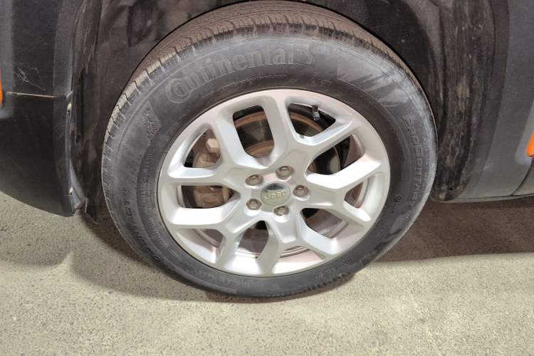 Used Jeep Renegade 2018 Connected Large Screen Version 180T Automatic High-Energy Edition
