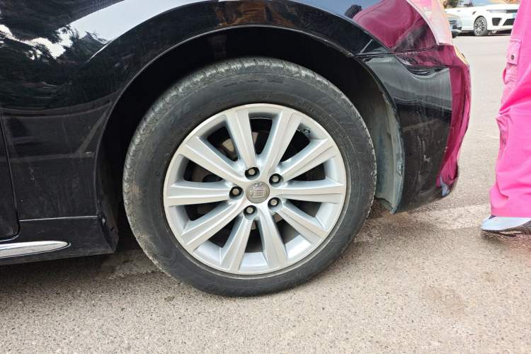 Used Toyota Crown 2010 2.5L Royal Leather Sunroof Edition
