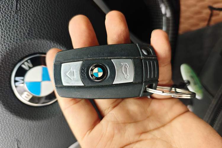 Used BMW X1 2014 sDrive20i X Design Package
