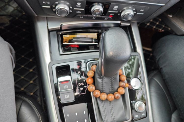 Used Audi A6L 2018 30th Anniversary Edition TFSI Trendy Model Gear Lever