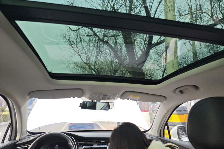 Used Roewe RX5 MAX 2019 400TGI Automatic 4G Connect Luxury Edition