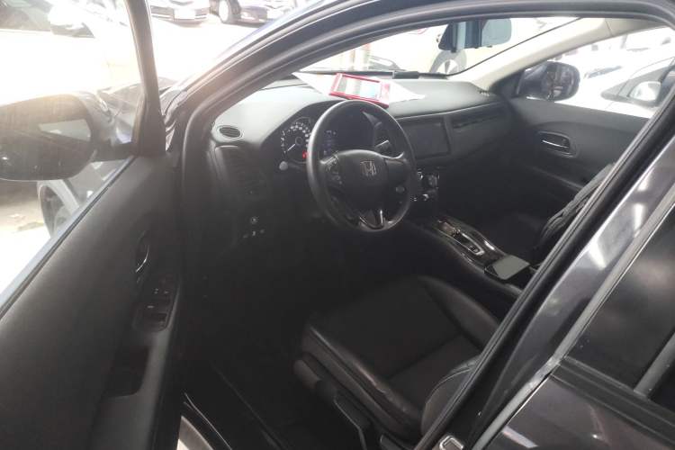 Used Honda Vezel 2019 1.5L CVT Pioneer Edition China VI