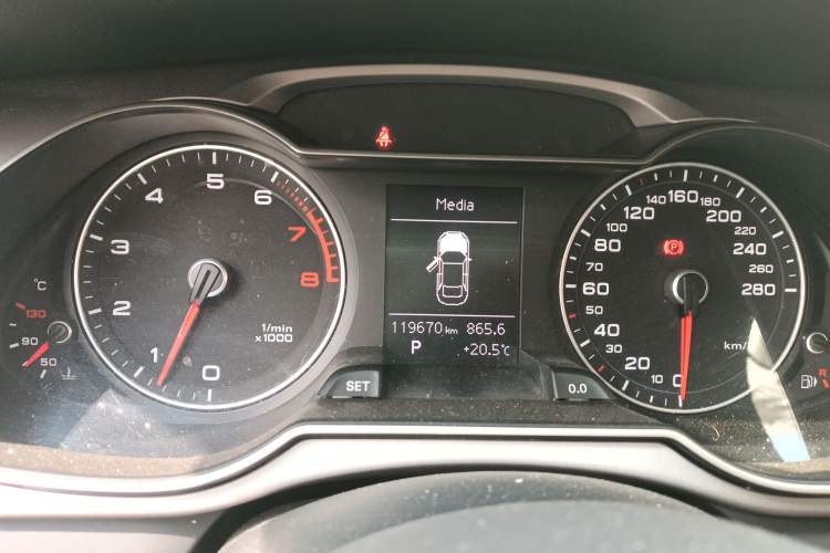 Used Audi A4L 2013 35 TFSI Automatic Standard Model Instrument Cluster