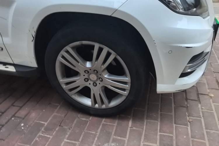 Used Mercedes-Benz GLK-Class 2015 GLK 260 4MATIC Dynamic Edition Ultimate Version Right Front Wheel Hub