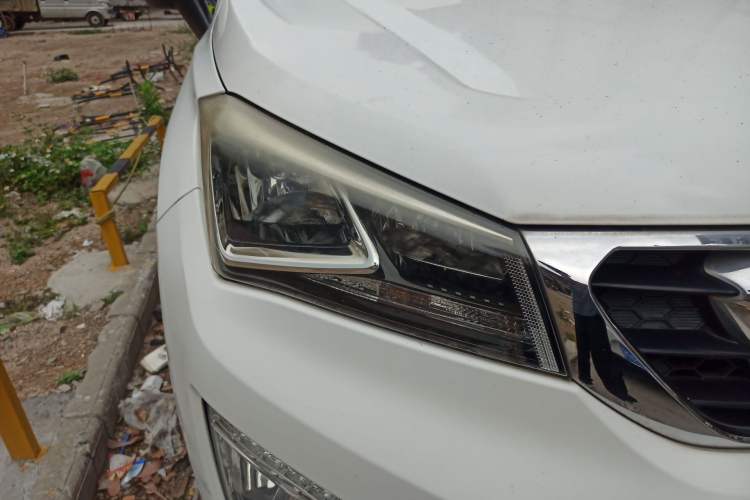 Used CHANGAN CS15 2016 1.5L Automatic Luxury Edition