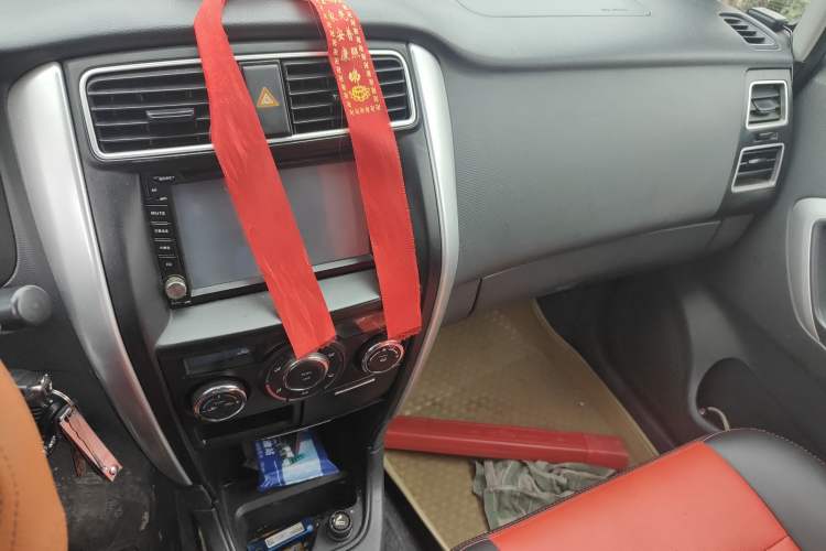 Used Suzuki Liana A6 2014 Sedan 1.4L Manual Enjoyment Model
