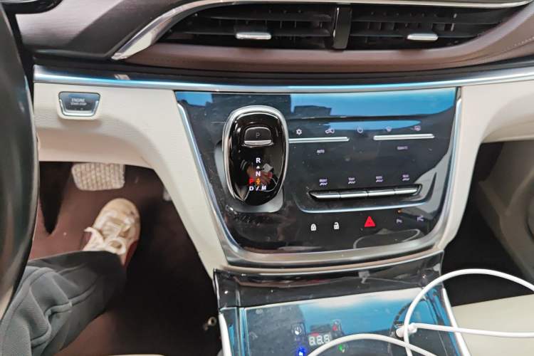 Used Buick GL8 2021 Land Cruiser Executive 652T Premium Model
