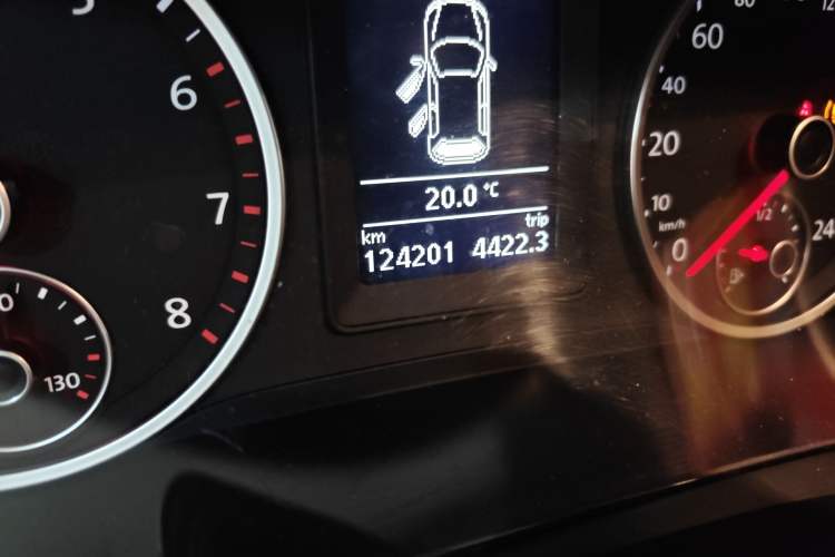 Used Volkswagen Tiguan 2012 1.8TSI Automatic All-Wheel Drive Elite Edition Odometer Close Up