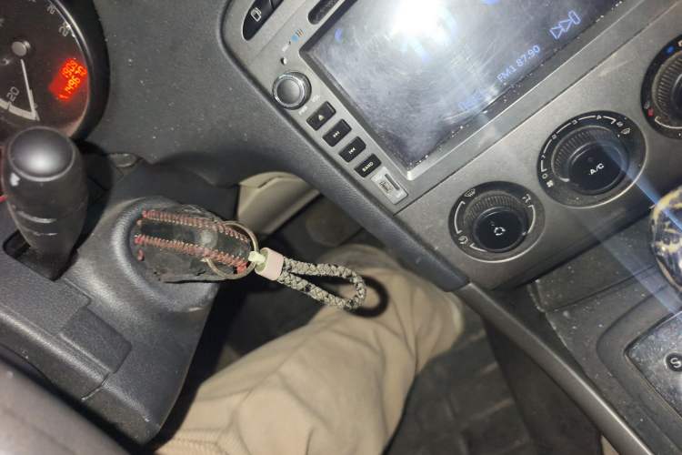 Used Peugeot 408 2011 2.0L Automatic Comfort Edition
