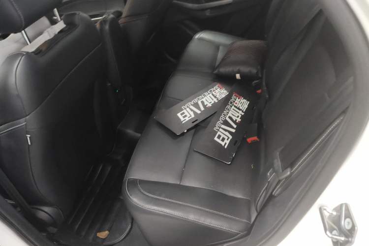 Used Ford Escort 2017 Happiness Edition 1.5L Automatic Fashion Version Left Rear Seat