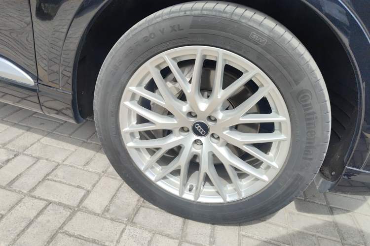 Used Audi Q7 2019 55 TFSI S line Sport Edition
