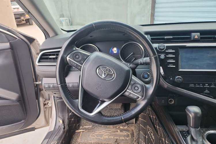 Used Toyota Camry 2018 2.0G Luxury Edition