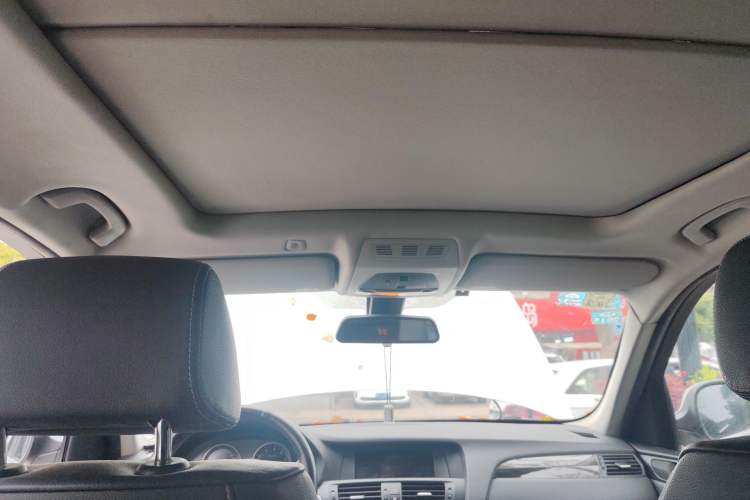 Used BMW X3 2013 xDrive20i Luxury Edition Headliner