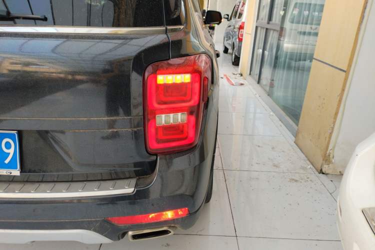 Used GAC Trumpchi GS7 2019 390T Two-Wheel Drive Luxury Smart Connectivity Version
