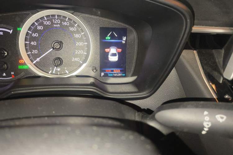 Used Toyota Levin 2019 Dual-Engine 1.8H E-CVT Luxury Edition China V Standard Odometer Close Up