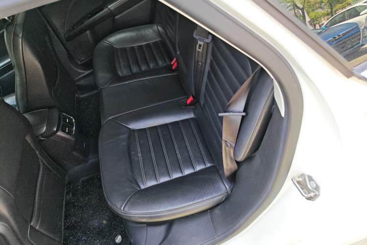 Used Ford Mondeo 2013 2.0L GTDi 200 Luxury Model