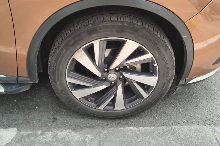 Used Nissan Murano 2015 2.5 S/C HEV XV Four-Wheel Drive Hybrid Flagship Edition Right Front Wheel Hub