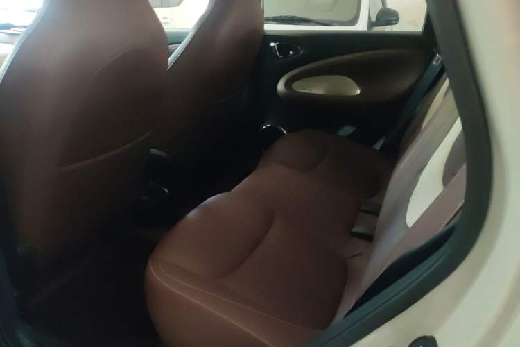 Used Wuling Bingo 2023 333 km Lingxi Connected Version Left Rear Seat
