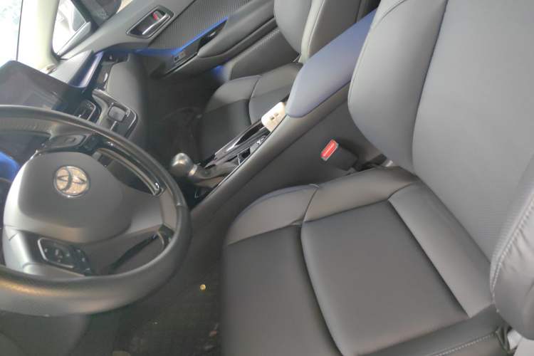 Used Toyota C-HR 2021 2.0L Luxury Edition Left Front Seat