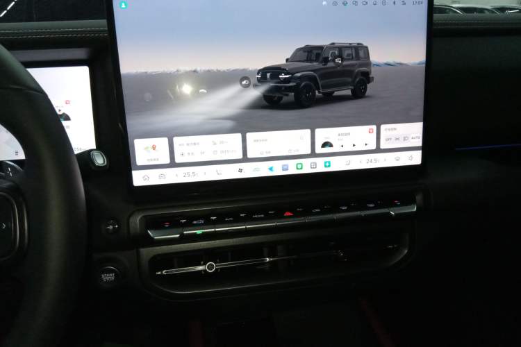 Used Tank 300 New Energy 2025 Hi4-T