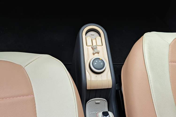 Used Wuling Hongguang MINIEV 2022 Macaron Premium Model – Lithium Iron Phosphate
