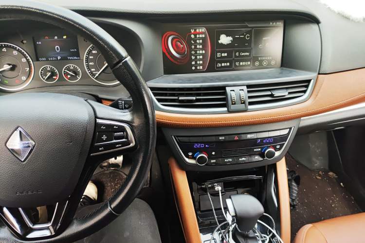 Used BORGWARD BX7 2016 28T 2WD Elite Edition 5-seater Audio And AC Panel