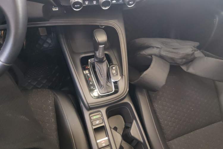 Used Honda XR-V 2023 1.5L CVT Heatwave Edition Gear Lever