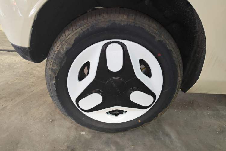 Used Geely Galaxy Panda 2025 210 km – Yuanqi Bear