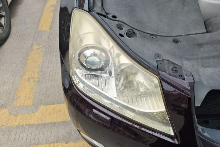 Used Toyota Crown 2010 2.5L Royal Leather Sunroof Edition Right Front Headlight