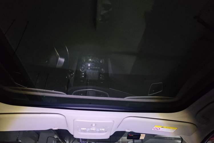 Used Nissan Qashqai 2016 2.0L CVT Luxury Edition Headliner