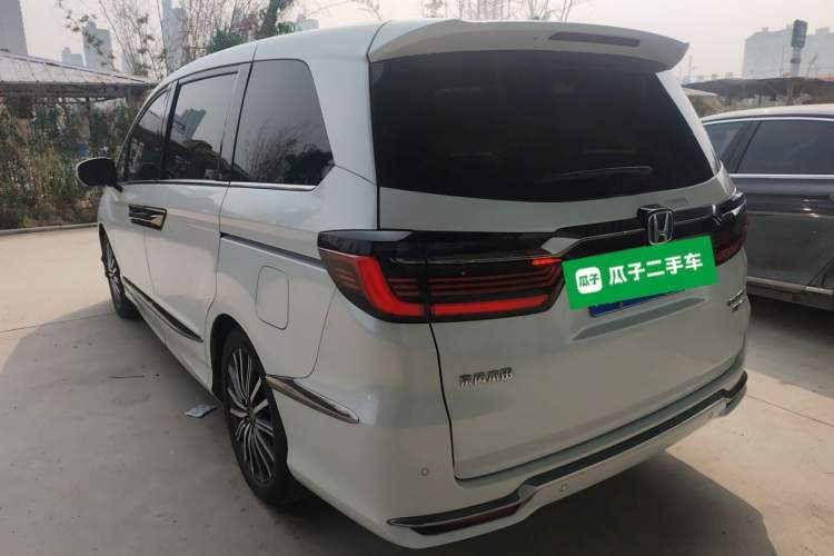 Used Honda Elysion 2022 2.0L eHEV Luxury Edition
