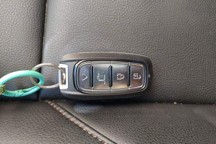 Used Peugeot 2008 2014 1.6L Automatic Navigation Edition
