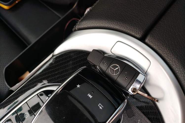 Used Mercedes-Benz GLC 2016 GLC 200 4MATIC Vehicle Key