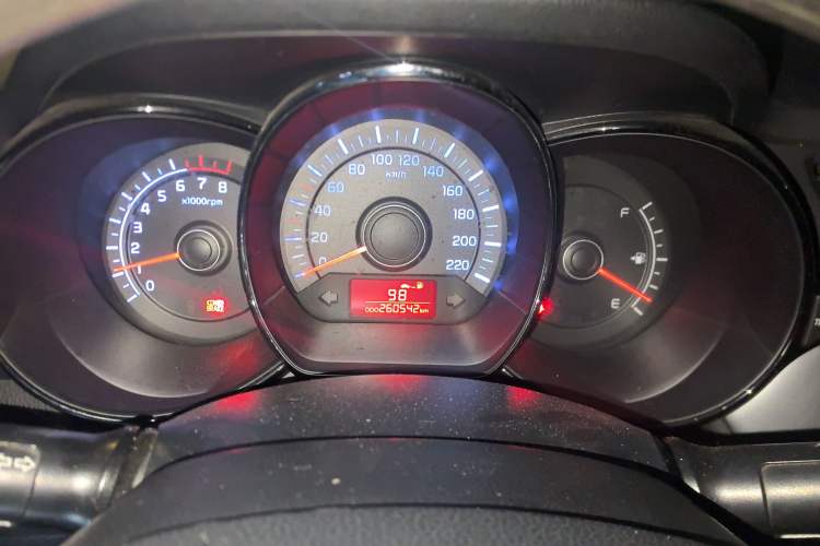 Used Kia K2 2012 Sedan 1.4L MT GLS Commemorative Edition