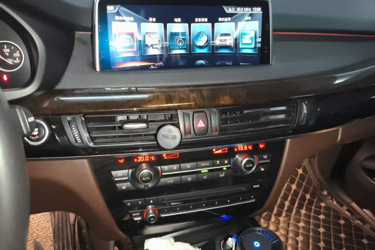 Used BMW X5 2017 xDrive28i
