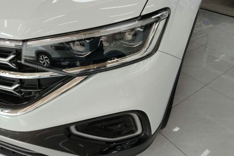 Used Volkswagen Tayron 2024 300TSI Two-Wheel-Drive Luxury Plus Advanced Version