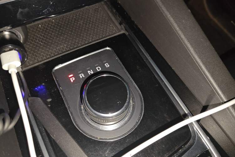 Used Jaguar F-PACE 2018 2.0T Four-Wheel Drive Urban Luxury Edition