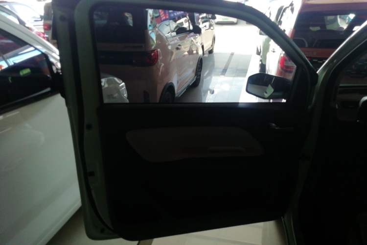 Used Wuling Hongguang MINIEV 2021 Macaron Premium Model – Lithium Iron Phosphate