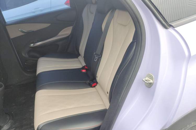 Used BYD Dolphin 2023 420 km Free Version
