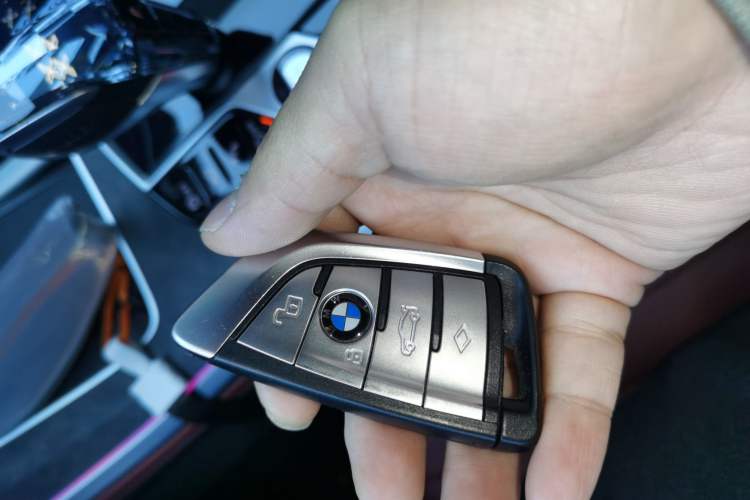 Used BMW X5 2022 Restyled xDrive 30Li Luxury Version M Sport Package