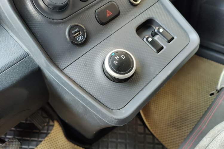 Used Linxys Huangjincang 2025 PULS Cargo Edition Deluxe First-Class Cabin
