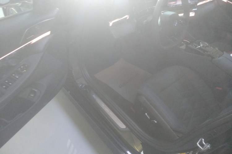 Used BMW i5 2024 eDrive 35L Prestige Luxury Package
