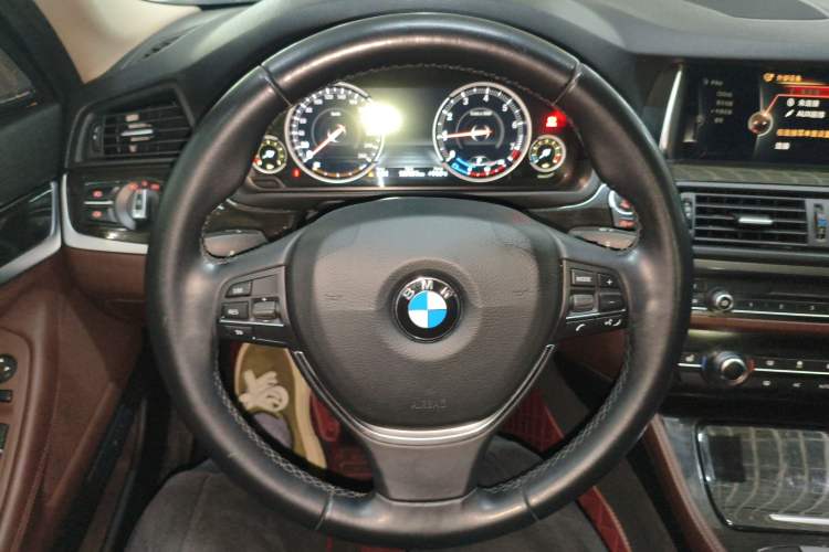 Used BMW 5 Series 2017 525Li Luxury Design Package
