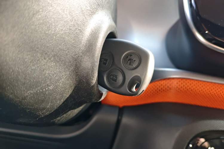 Used smart fortwo 2015 1.0L 52 kW Hardtop Passion Edition
