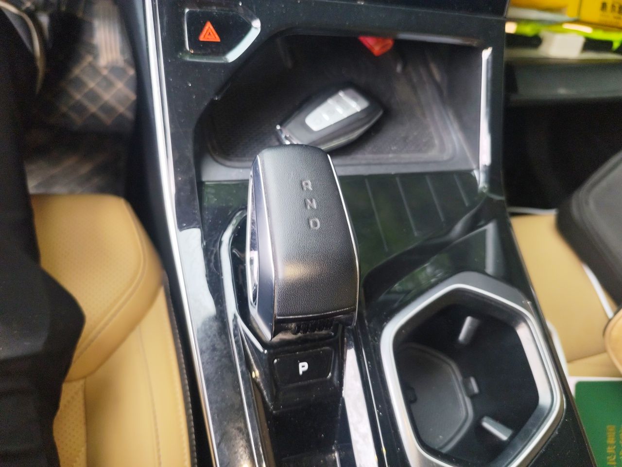 Geely Auto FX11 2023 1.5TD DCT Prestige Edition — снимка 11