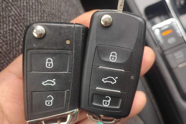 Used Volkswagen Lamando 2015 280TSI DSG Comfort Edition
